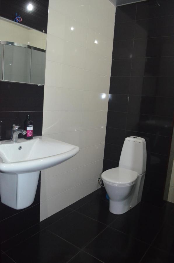 Apartment On Rustaveli Batumi Room photo